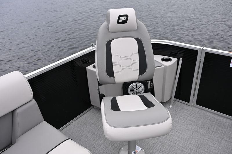 Princecraft Boats  2025 Princecraft Sportfisher 21 2-S (Pearl Grey) Photo